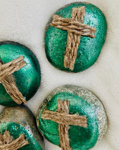 ~Frost painted burlap Prayer Rocks~ Pristine Pine!