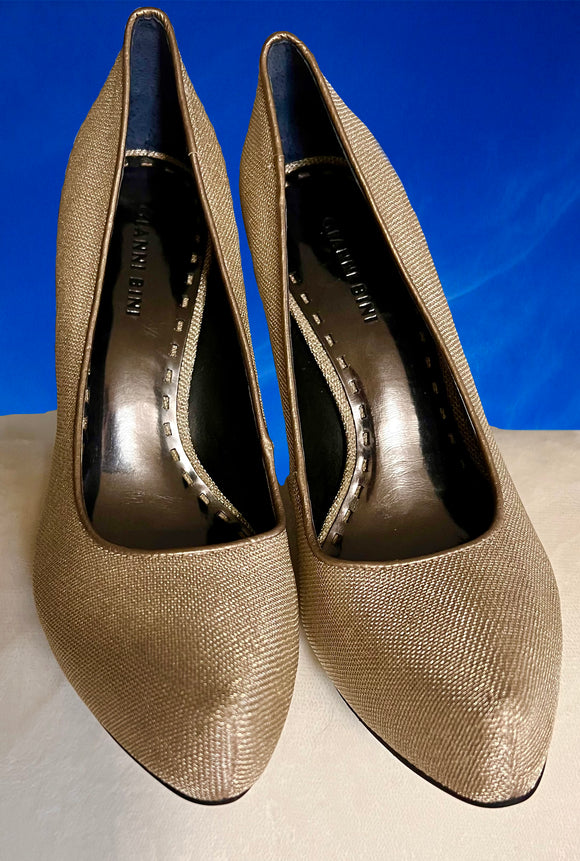 Gianni Bini Rose Gold Heels! (NEW)